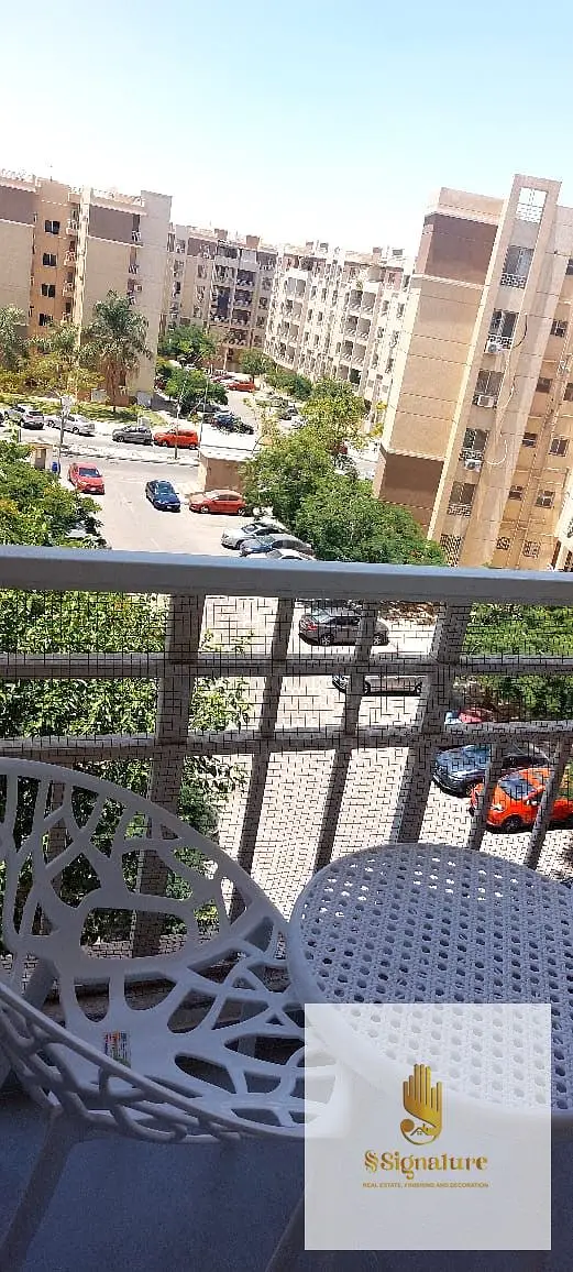 للايجار شقه ارضي بحديقه 3غرف مفروش بسعر لقطططه لسرعه الايجار ف مدينتي B1